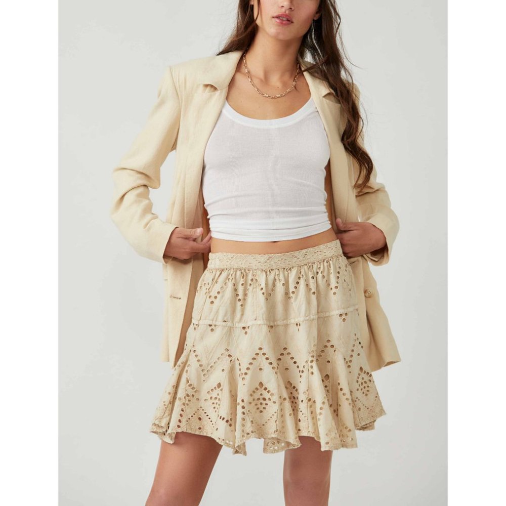 NWT FREE PEOPLE Serenity Mini Skort / Tea SIZE Large